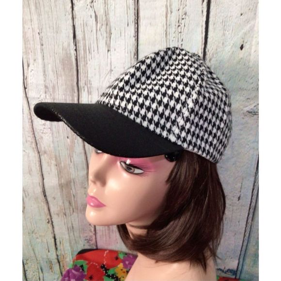 NWT Houndstooth Pattern Cap Ball Cap Hat Adjustable Back 💕❤️ - Picture 1 of 10